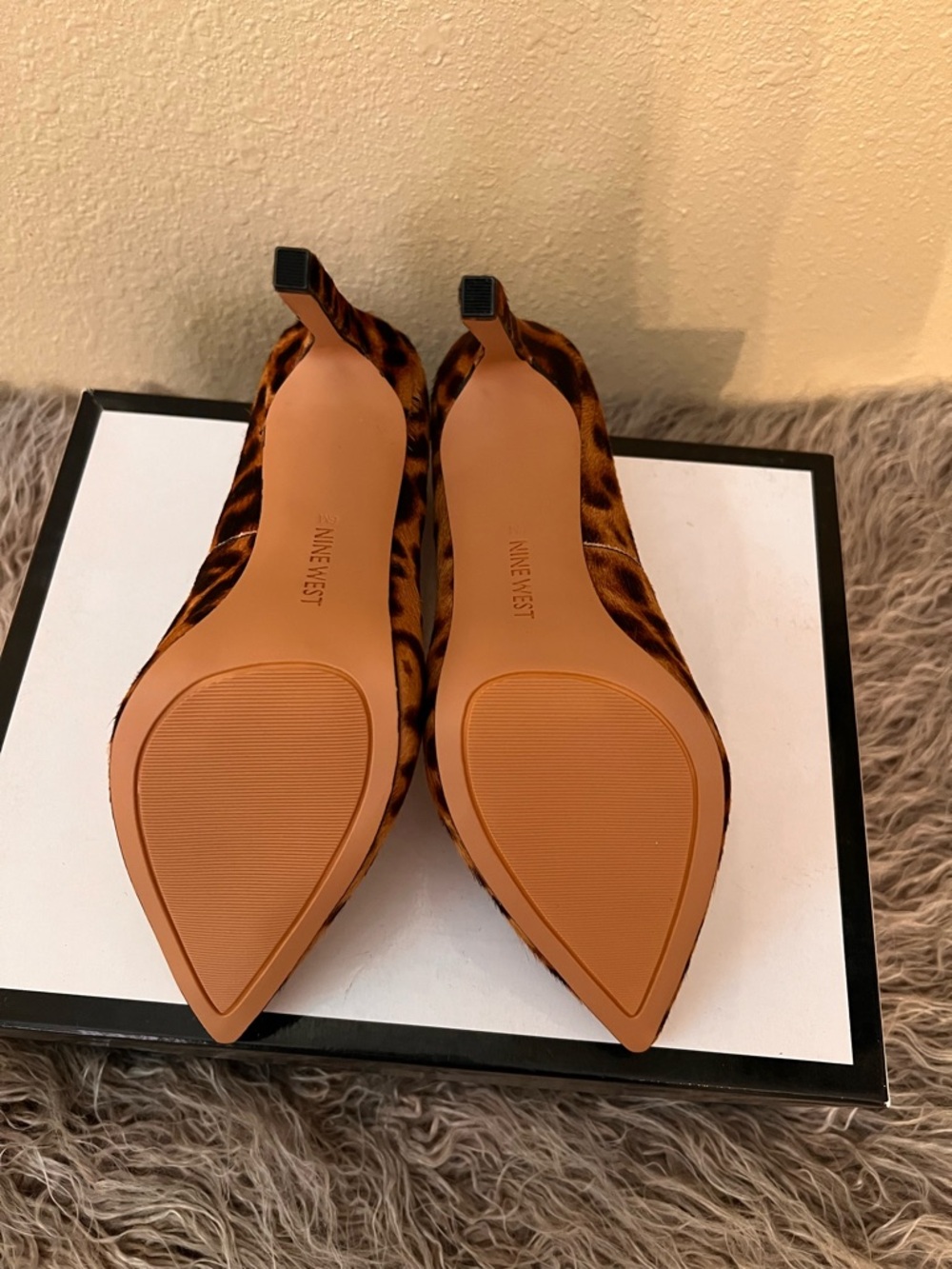 NIB Nine West Leopard Print Stiletto High Heels Size 6 - Picture 12 of 13